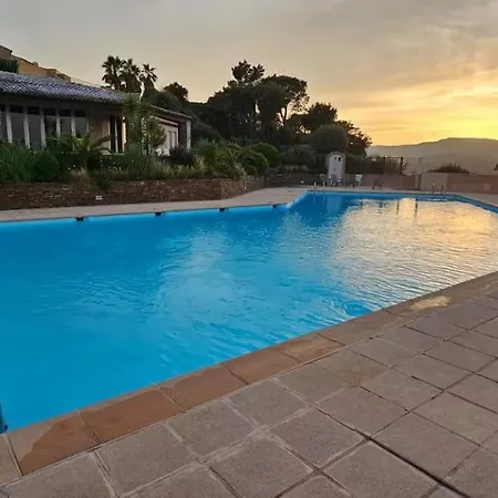 Avec Jardin Golfe De St Tropez *